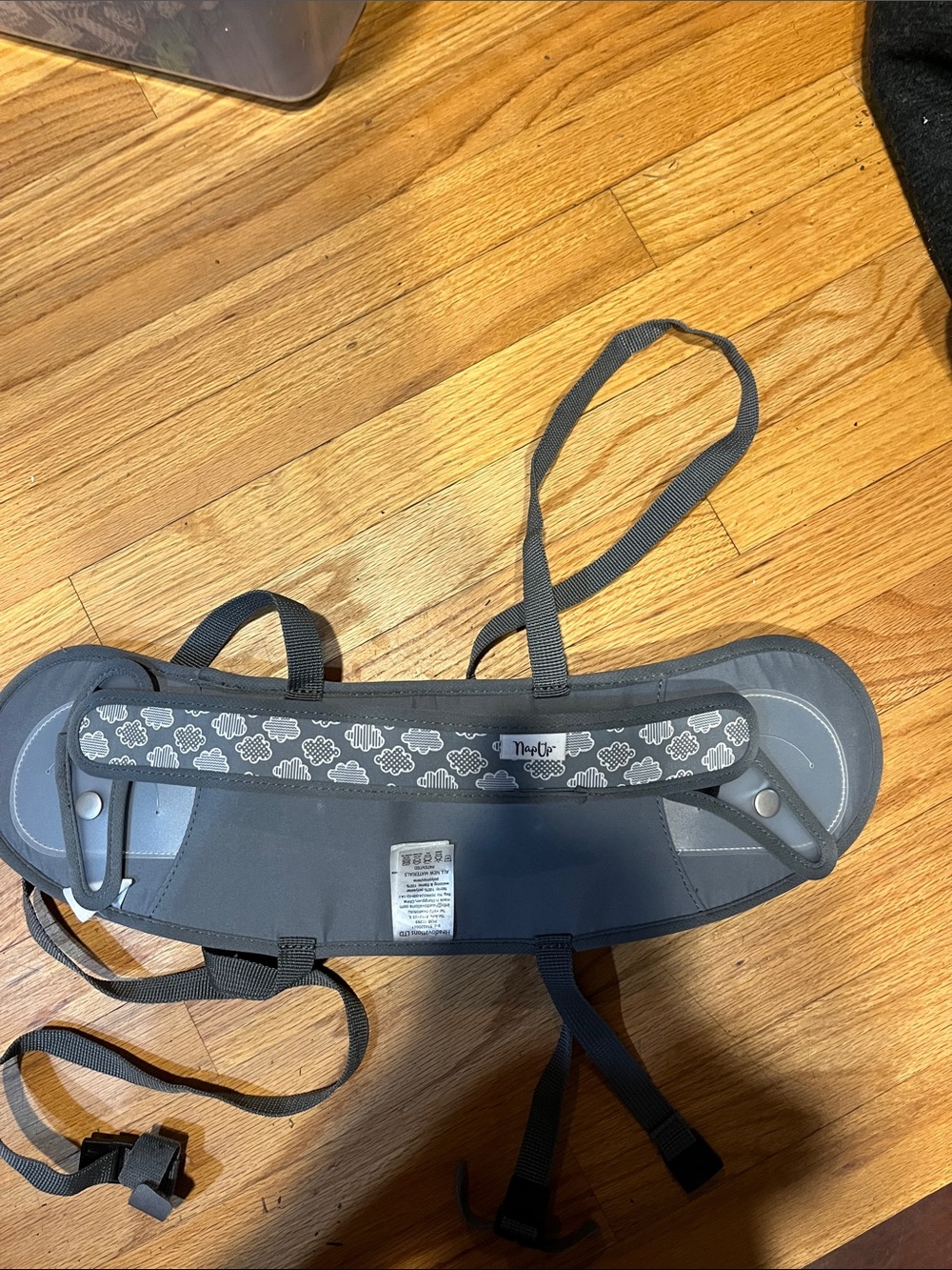 Munchkin Gray Infant Head Support Strap with Cloud Accent